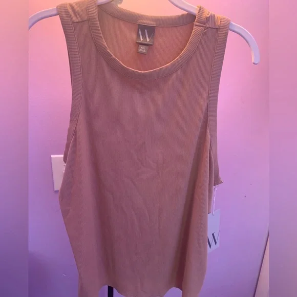 NWT Womens ribbed tank top - Picture 2 of 3